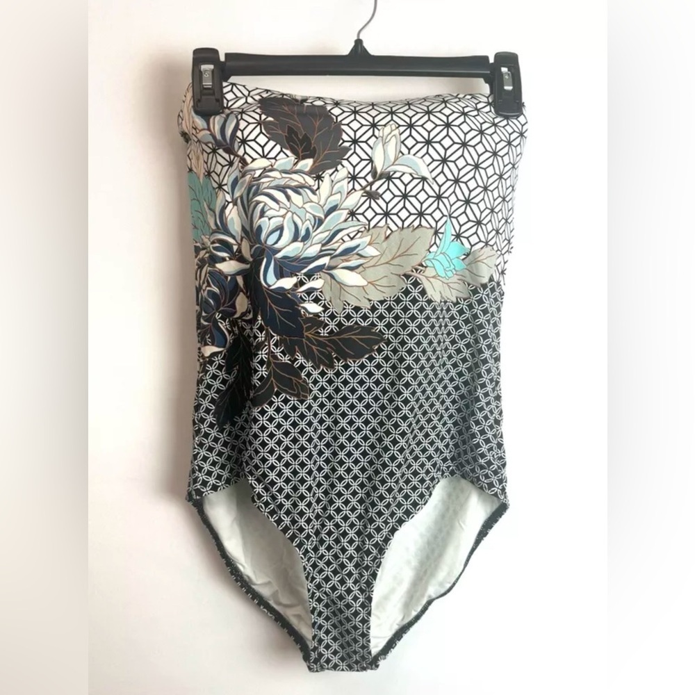 JETS Womens Bandeau One Piece Swimsuit 10